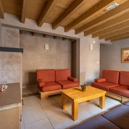 6-bedroom Chiara With Sea View