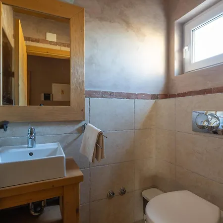 Villa 6-bedroom Chiara With Sea View