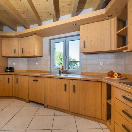 6-bedroom Chiara With Sea View Premantura