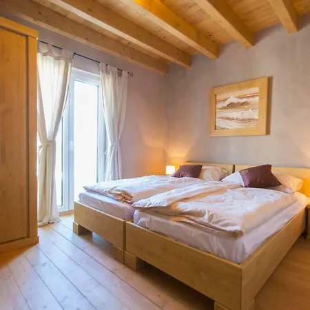 6-bedroom Chiara With Sea View Premantura