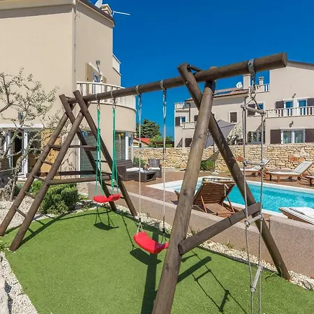 6-bedroom Chiara With Sea View *