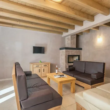 6-bedroom Chiara With Sea View *
