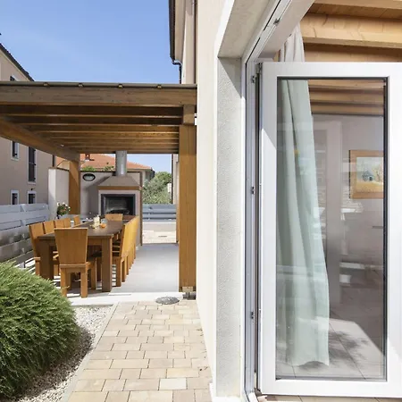 6-bedroom Chiara With Sea View Villa