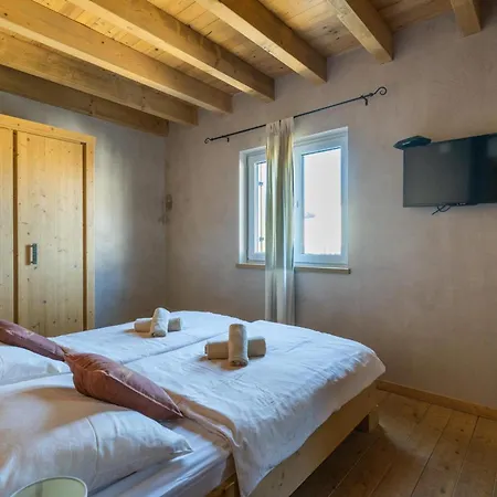 6-bedroom Chiara With Sea View Villa