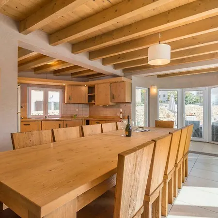 6-bedroom Chiara With Sea View *