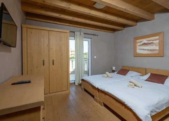 6-bedroom Chiara With Sea View Villa Premantura